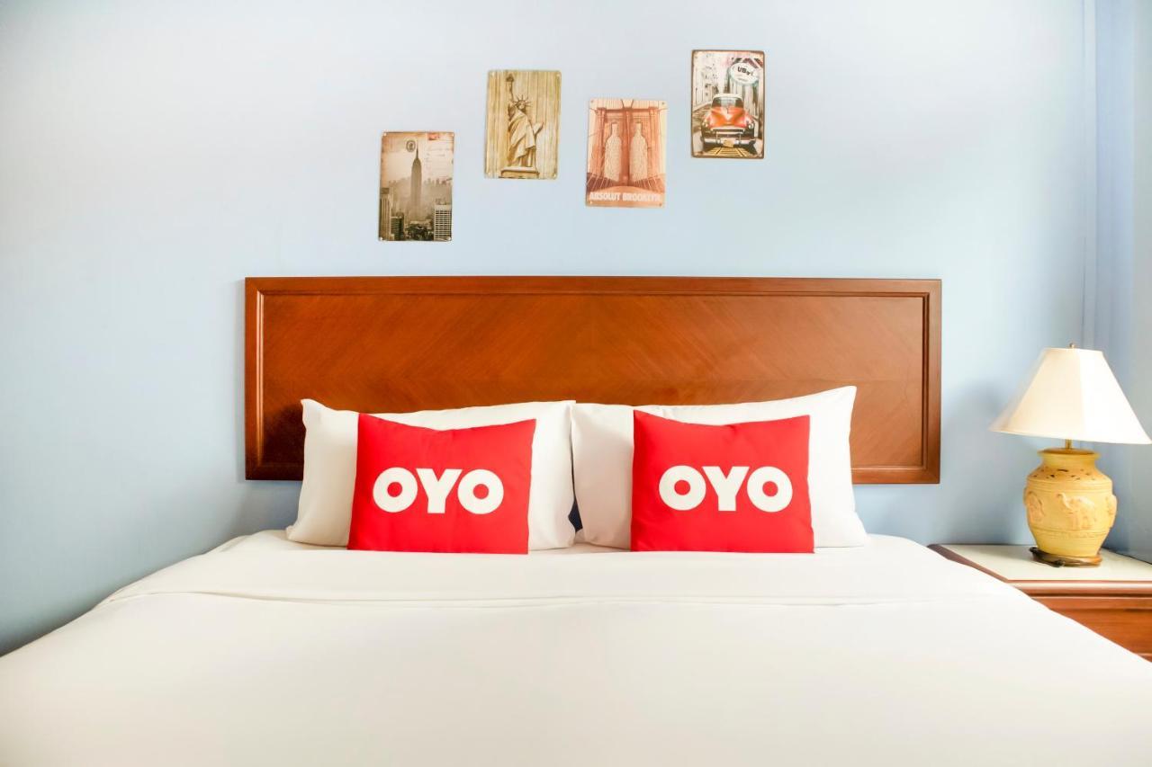 Oyo 501 At Night Hostel Phuket Exterior photo